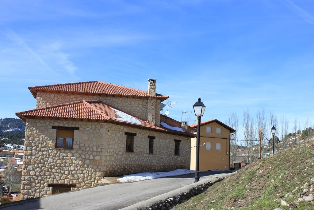 Casa Rural Lahuerta Apartamentos Guadalaviar Exterior foto