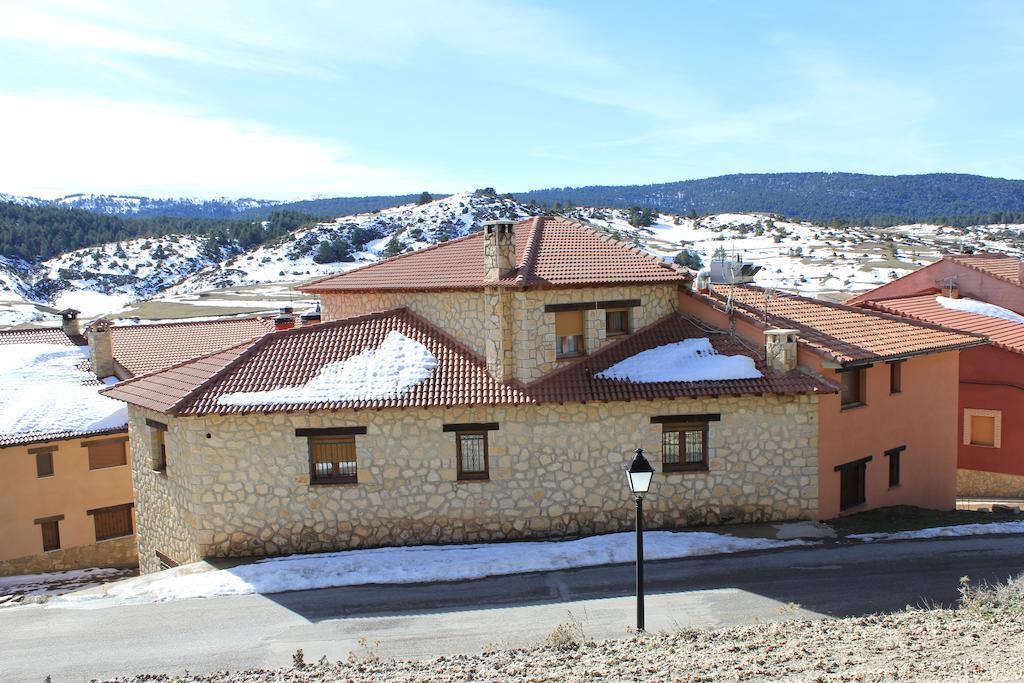 Casa Rural Lahuerta Apartamentos Guadalaviar Exterior foto